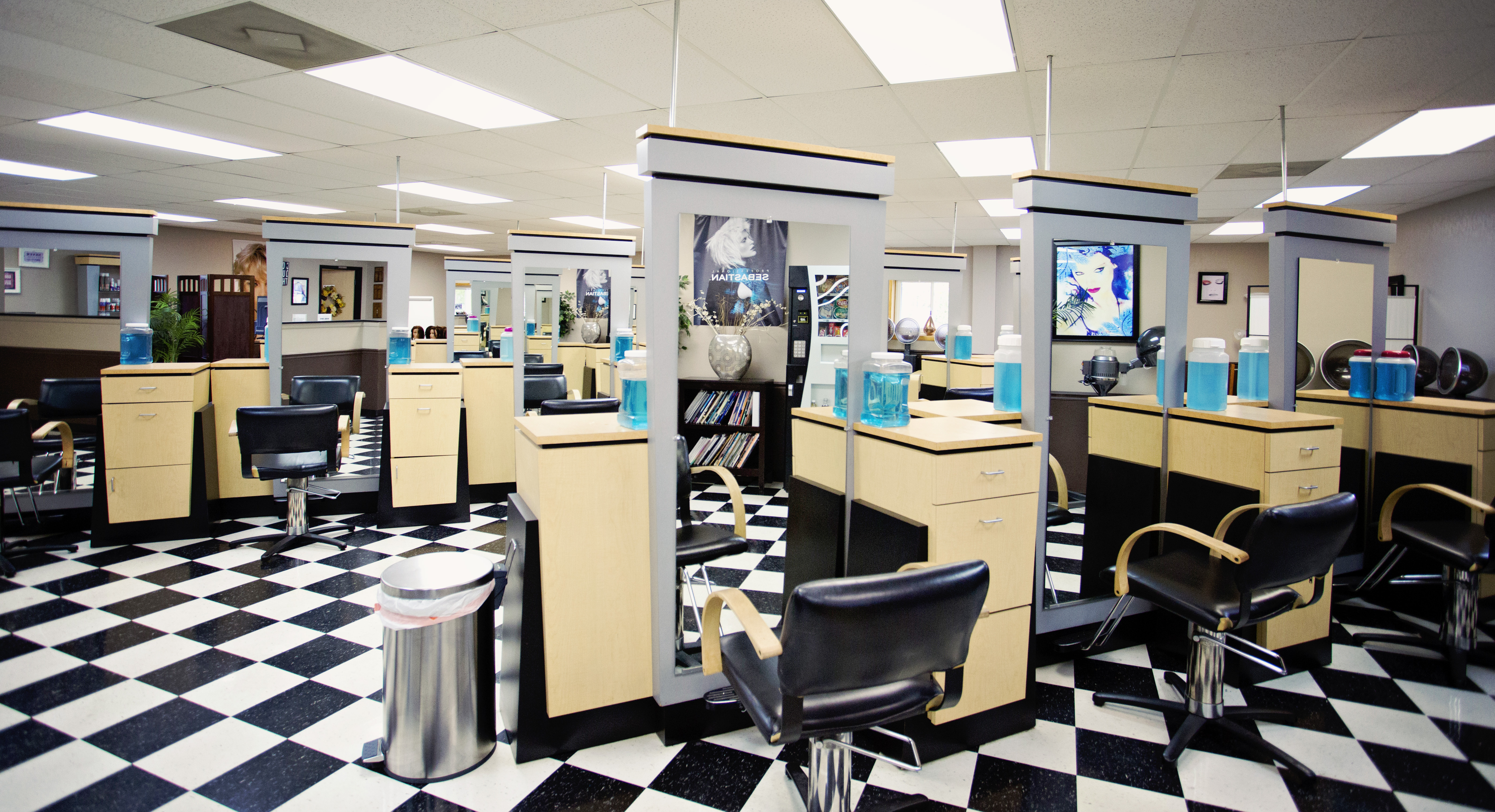 multiple chair hair salon in bloomington il